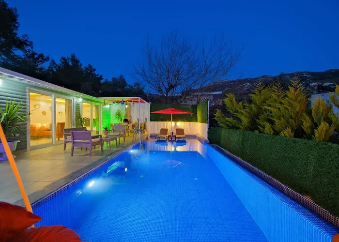 1 Bedroom With Private Pool In Islamlar Village ヴィラ *